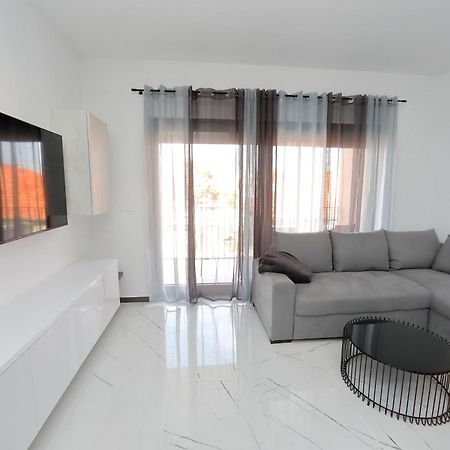 Apartmani More بيبينيا الغرفة الصورة