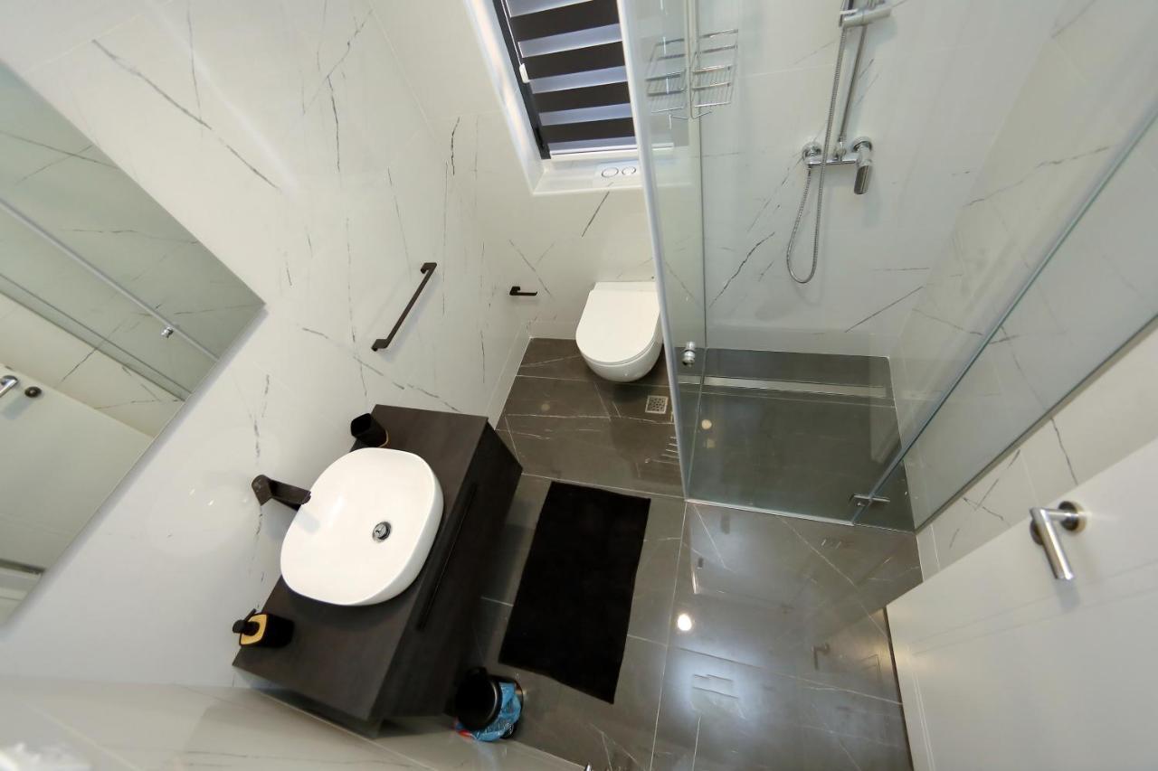 Apartmani More بيبينيا المظهر الخارجي الصورة