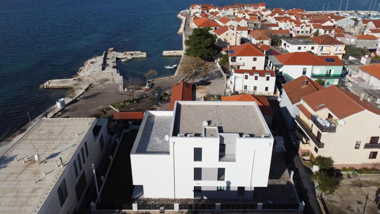 Apartmani More بيبينيا المظهر الخارجي الصورة