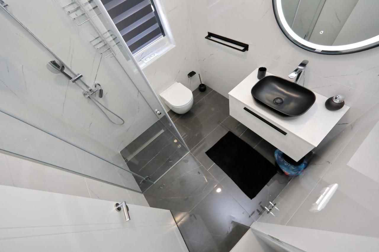 Apartmani More بيبينيا المظهر الخارجي الصورة