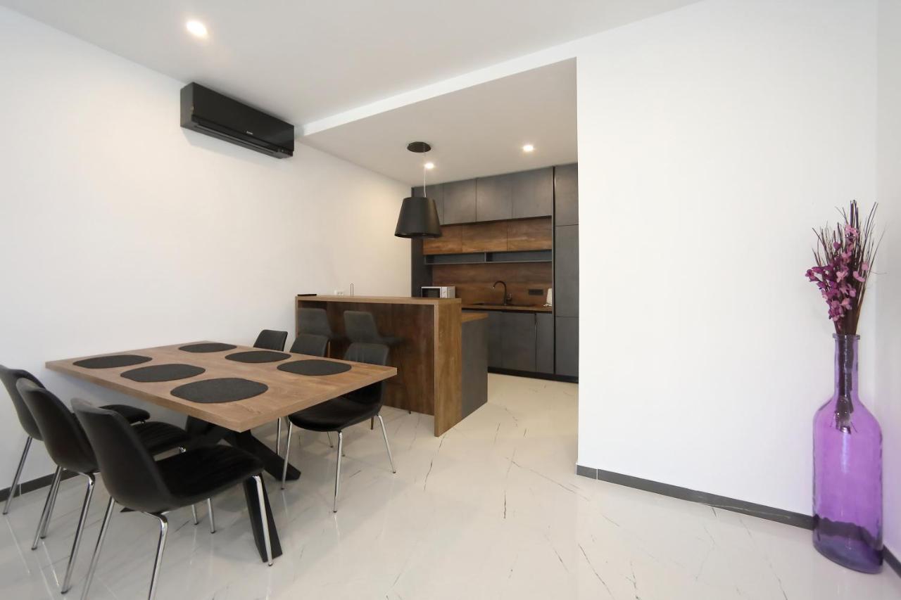 Apartmani More بيبينيا المظهر الخارجي الصورة