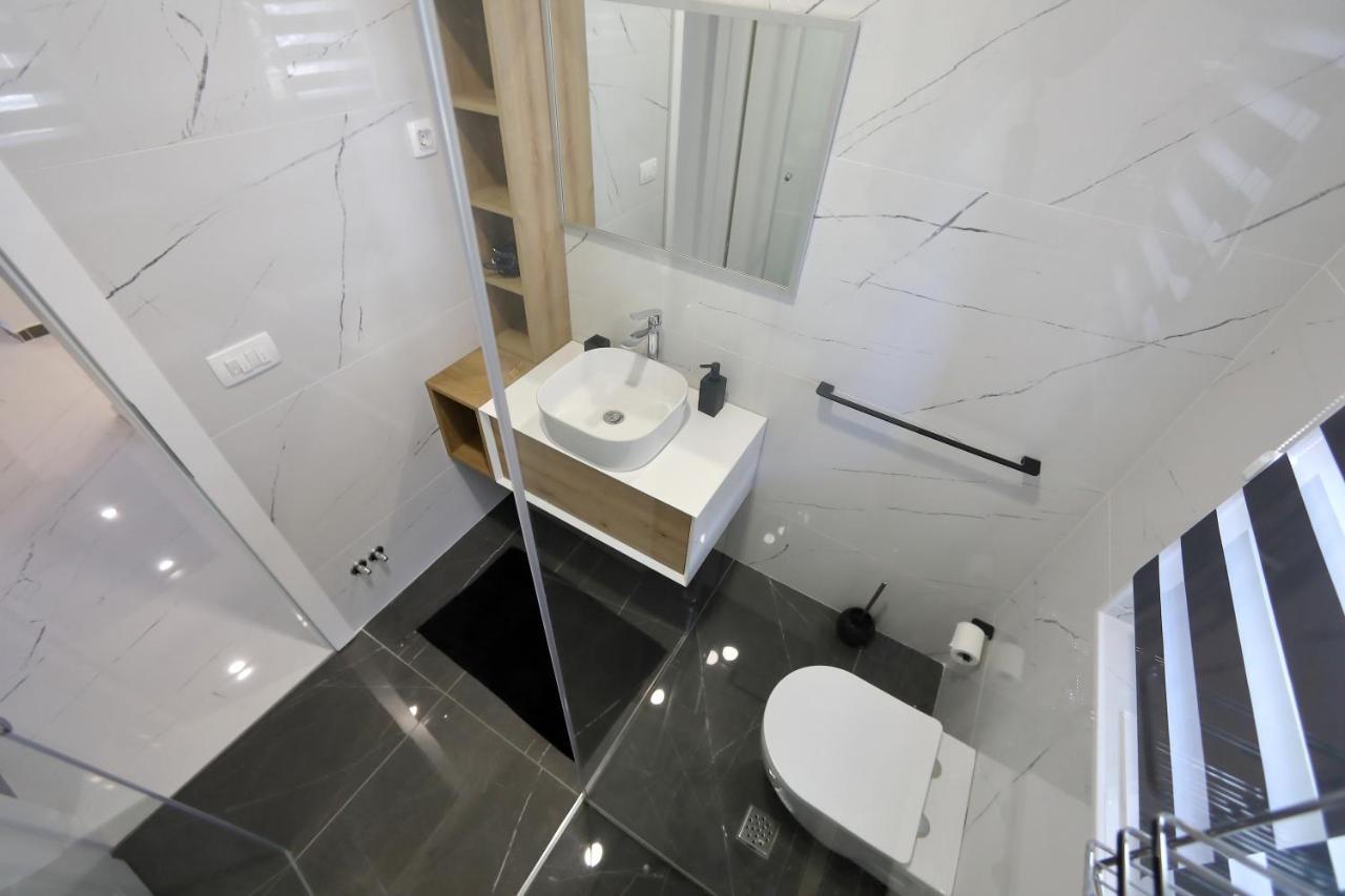 Apartmani More بيبينيا المظهر الخارجي الصورة