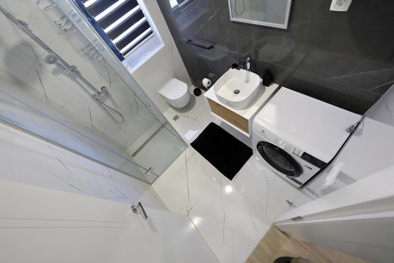 Apartmani More بيبينيا المظهر الخارجي الصورة