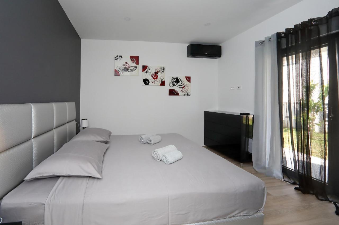 Apartmani More بيبينيا المظهر الخارجي الصورة