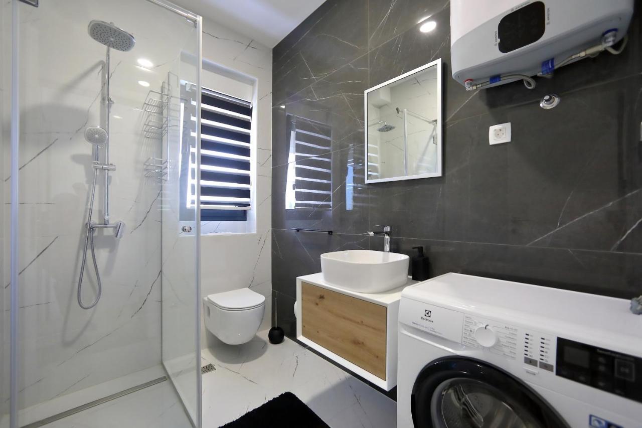 Apartmani More بيبينيا المظهر الخارجي الصورة